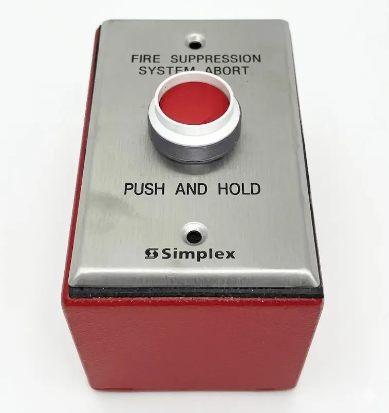 [SPL-2080-9068] Interruptor de aborto: Permitir la interrupción manual temporal de una descarga programada de agentes extintores en situaciones críticas.  Montaje superficial, incluye caja de conexiones color rojo. Sistemas de Supresión. Simplex