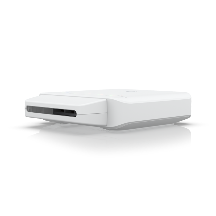 [UBT-USW-FLEX] UNIFI Switch FLEX para exterior IP55 de 5 puertos (1 x PoE de entrada 802.3af/at/bt y 4 PoE salida 802.3af). Ubiquiti